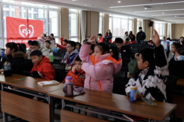 共青团“伙伴计划”示范项目——“红色传承，青春筑梦”DIY元宵节灯笼活动 ...