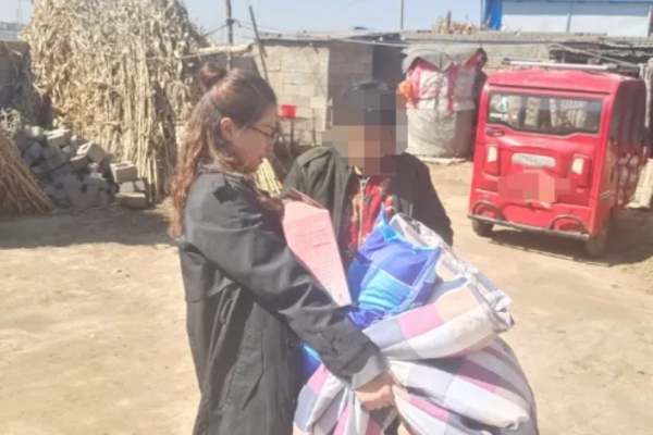 “港湾妈妈”暖心行动|一份“牛奶”的牵挂