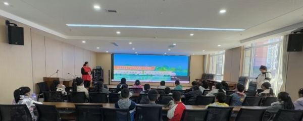 共青团“伙伴计划”示范项目——“红色记忆·传承行动”青少年趣味贴贴画活动 ...