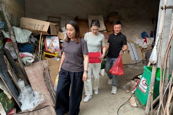 温情走访 关爱到家——东平信息港公益协会开展“爱心港”困境儿童走访活动 ...