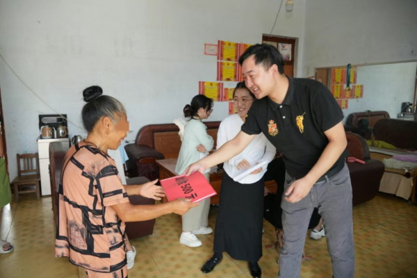 爱心筑梦情暖家庭——东平信息港公益协会开展困难家庭关爱走访活动 ...