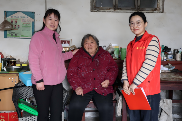 情暖辛庄 爱润夕阳 东平信息港公益协会走访慰问困境老人